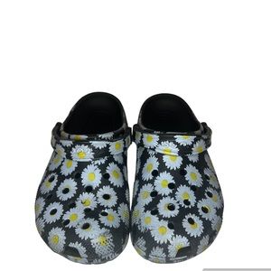 Crocs Daisy Print Men’s Size 7 Women’s Size 9